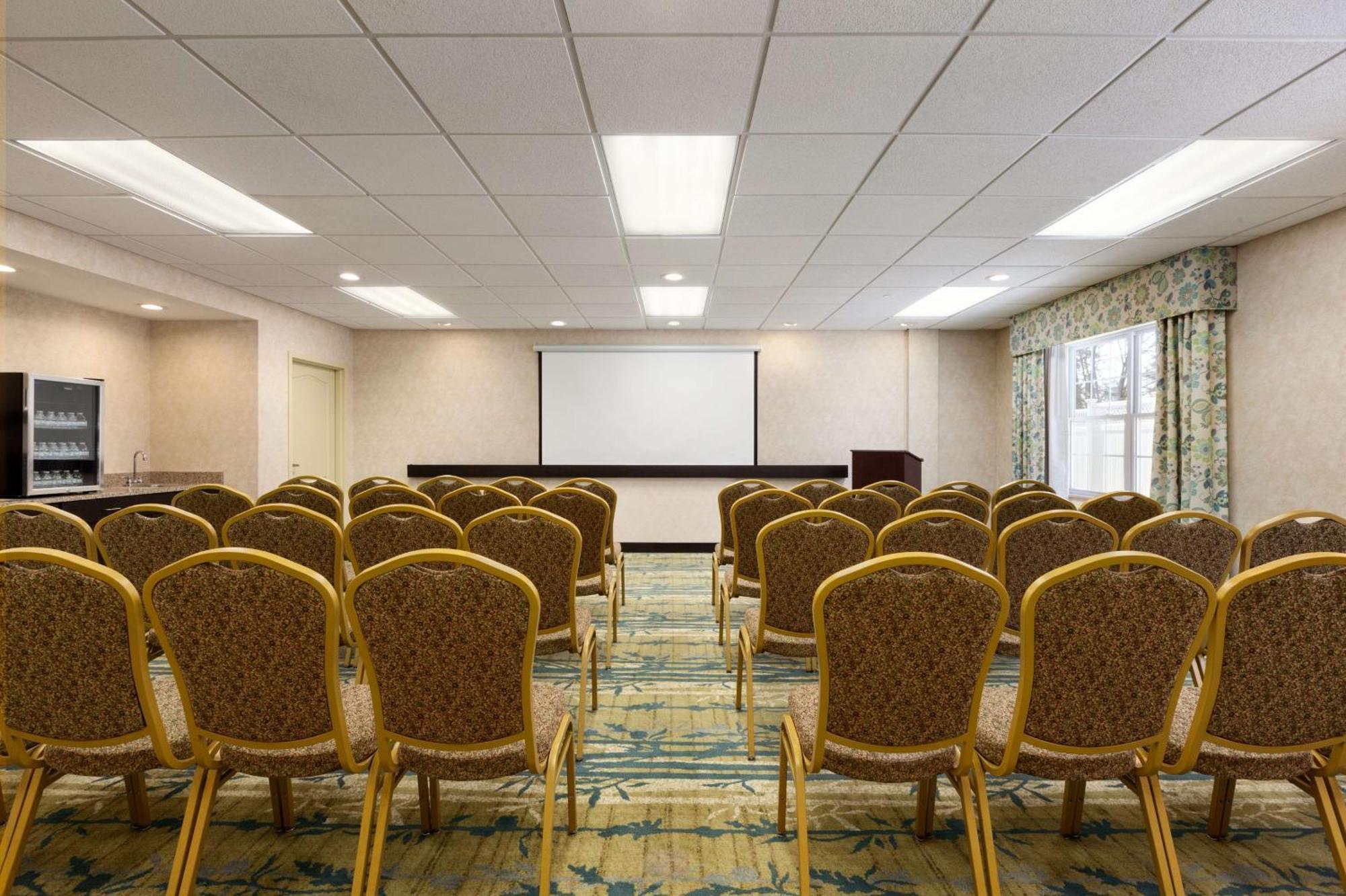 Hampton Inn דובר מראה חיצוני תמונה