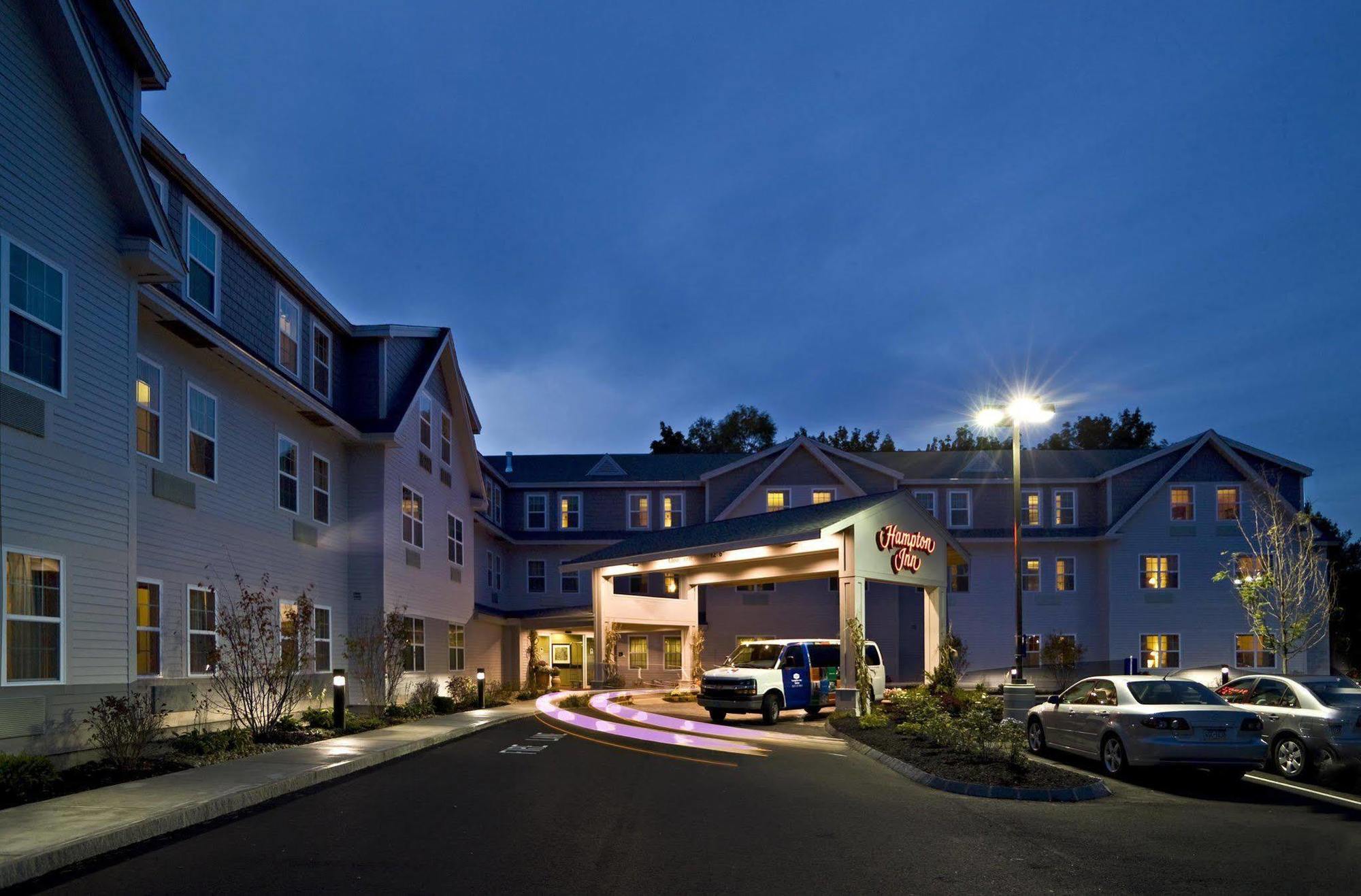 Hampton Inn דובר מראה חיצוני תמונה